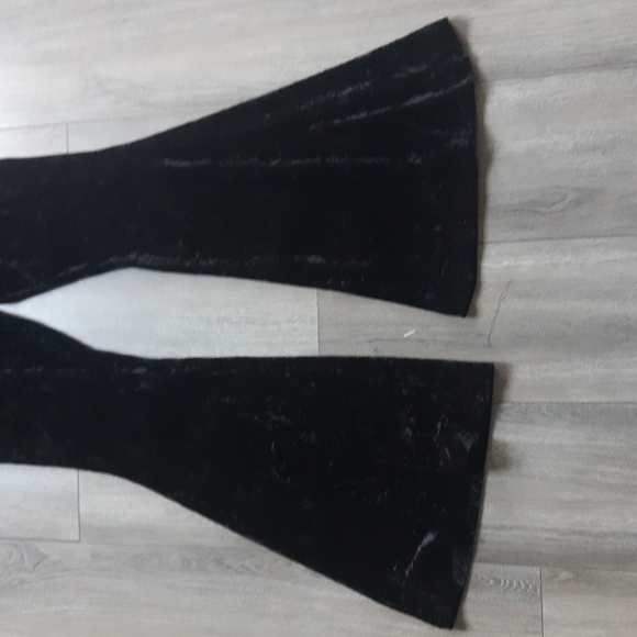 Killstar Wisteria burnout velvet flares - Picture 5 of 6